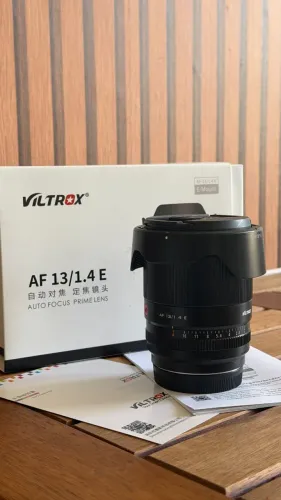Lente Viltrox 13mm 1.4 para Sony Crop