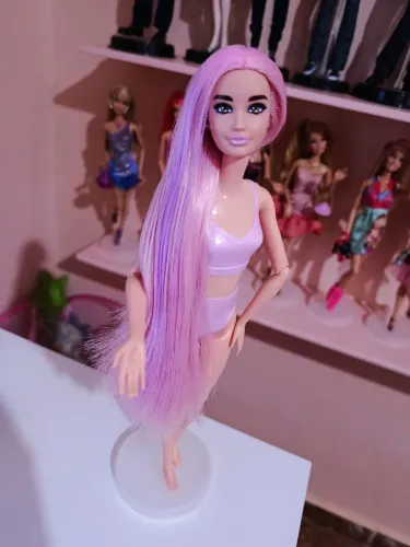 Barbie Cutie Reveal Articulada