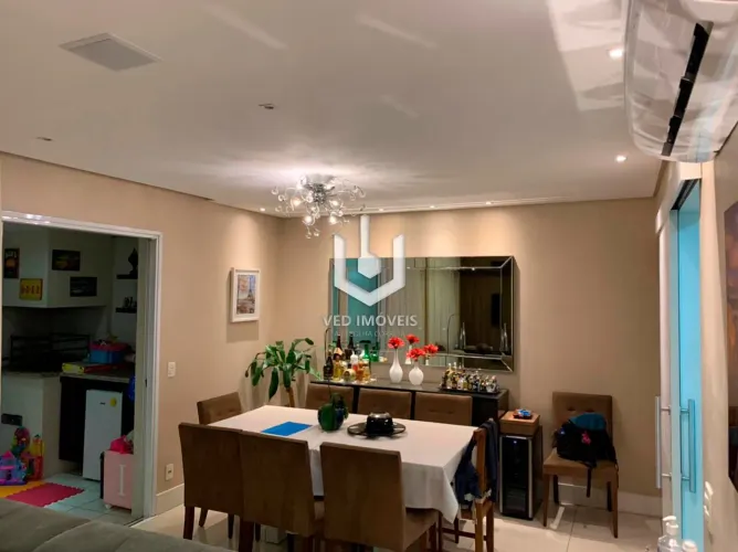 Apartamento no Floresce de 95m² com 2 dormitórios próximo a Av. das Nações Unidas