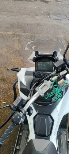 Vendo moto ADV, muito conservada
