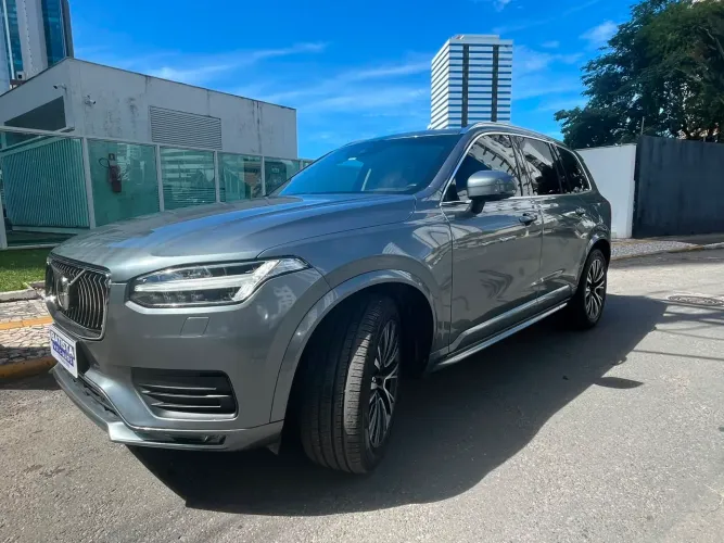 Volvo XC 90 T-6 Momentum 2.0 320cv 5P 2020