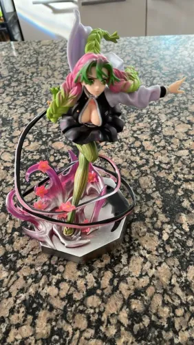 Figure da Mitsuri Kanroji de Demon Slayer