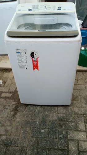 Máquina de lavar 16 kg Panasonic
