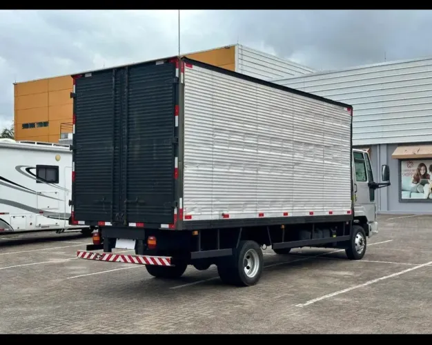 Disponho de caminhão 3/4 para agregar não região de criciuma içara