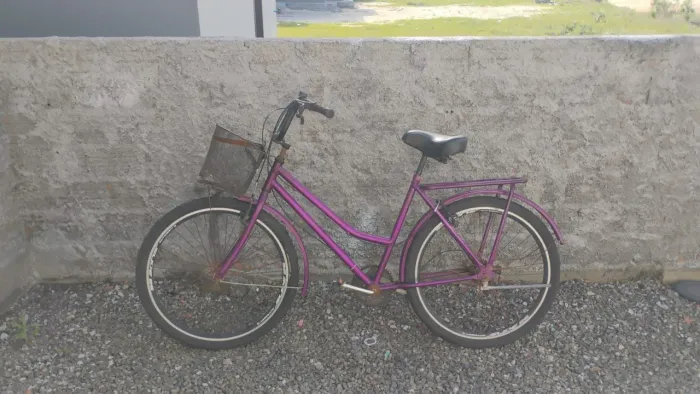 Bicicleta aro 26 feminina - R$ 250