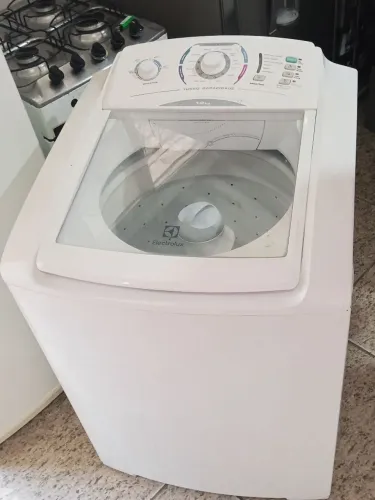 Lavadora Electrolux turbo 12 kg com 12 programas de lavagem