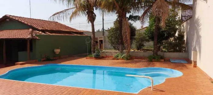 Venda de Casas / Área de Lazer na cidade de Araraquara