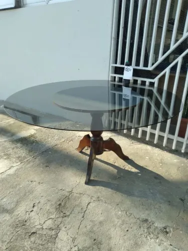 Mesa de vidro grande