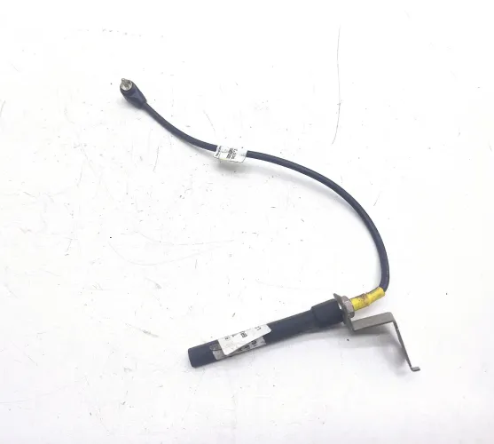 Antena Keyless Hyundai I30 2.0 2011 2012 N954112l100 Preto