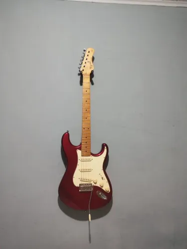 Guitarra Tagima tg 530 Woodstock + pedaleira cuvave clube baby + cabo P10