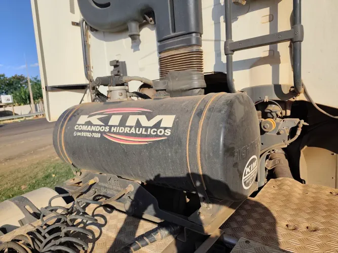 Vende se bomba hidráulica