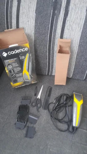 Máquina de Cortar Cabelo - Cadence
