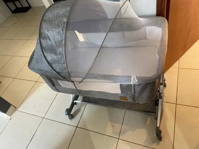 Vende se berço portátil