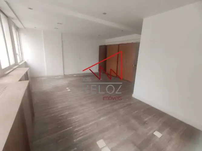 Sala : / Comercial / Centro