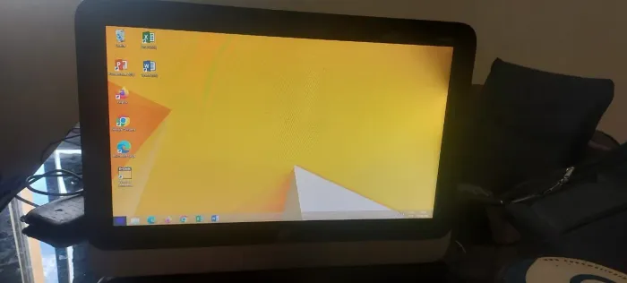 COMPUTADOR ALL IN ONE HP