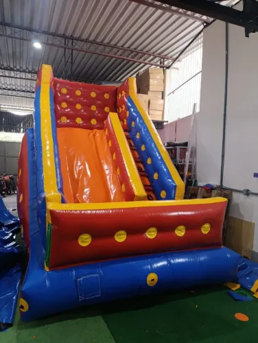 Tobogã com toboágua Alegria 4,0m