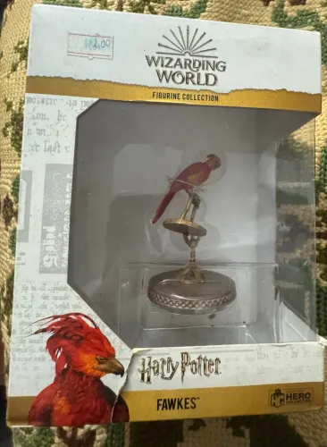 miniatura colecionável fênix Fawkes coleção "Wizarding World Figurine Collection"