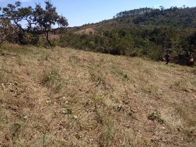 Chácara no residencial piracanjuba  