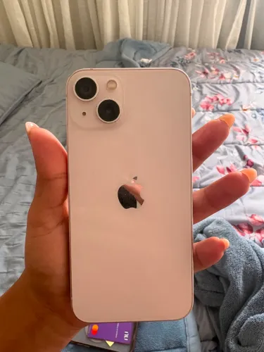 Vendo celular IPhone 13, bem conservado.