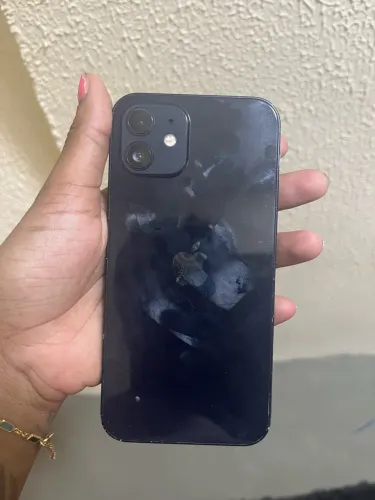 VENDO IPHONE 12
