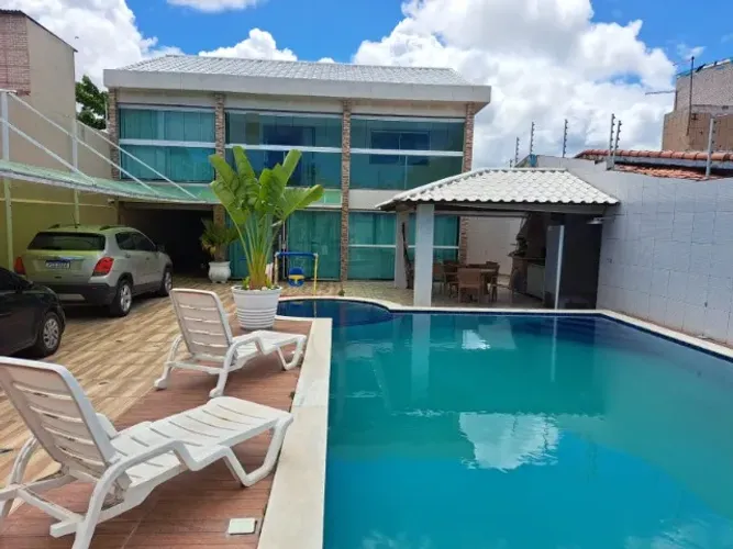 Vendo Excelente Casa Janga - 02 Pavimentos, 04 Quartos, Piscina, Academia, Àrea Gourmet.