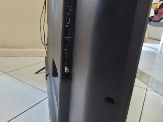 Smart TV Philco 43 polegadas.