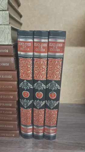 3 volumes de Os Sertões, a obra-prima de Euclides da Cunha.