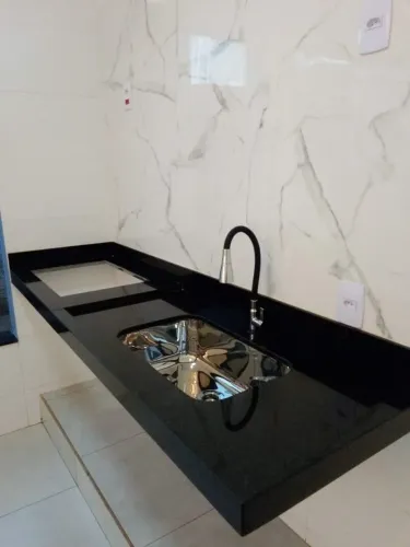 Vendo pias de mármore e granito - sob medida