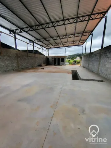 Galpão para alugar, 280 m² por R$ 2.500,00/mês - Conquista - Nova Friburgo/RJ