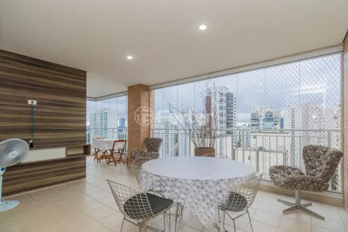 Apartamento à venda Rua Padre José de Anchieta, Santo Amaro - São Paulo