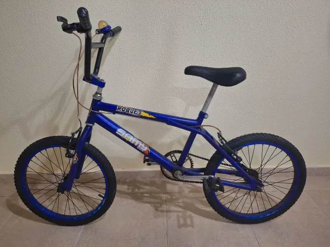 Bicicleta - Aro 20 - Cross - Novíssima