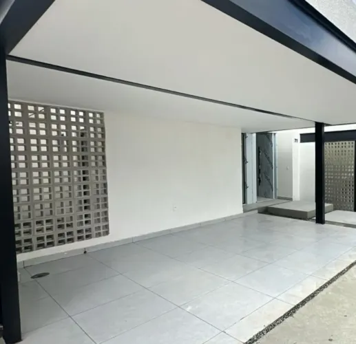 Casa Nova Duplex 140m² com 04 quartos 02 vagas - Av. Presidente Kennedy
