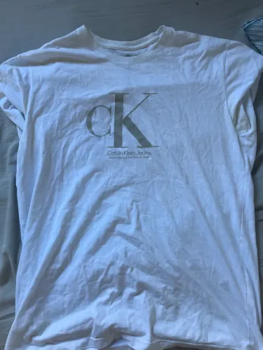 Camiseta Calvin Klein 2024 - original