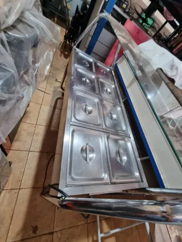Buffet inox quente 8 cubas Tedesco com defeito não está aquecendo 