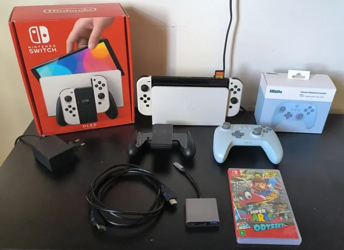 Nintendo Switch OLED + Pro Controle + Jogos