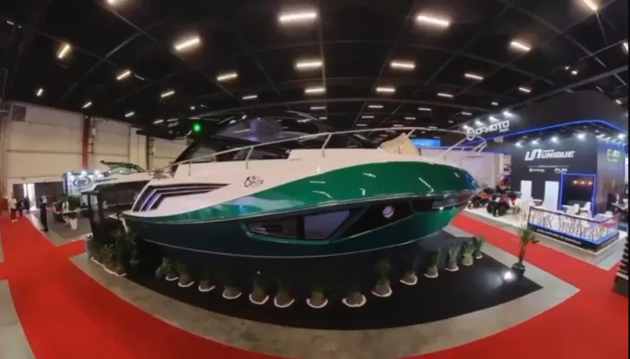 LANCHA ÔNIX 380 6.2