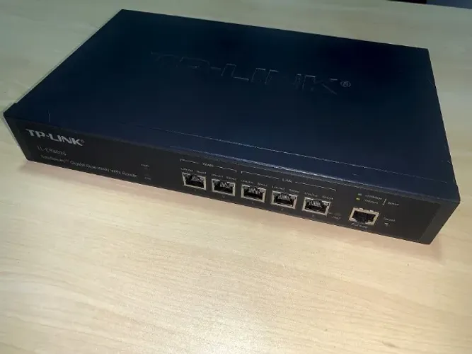 Roteador TP-Link TL-ER6020 Gigabit Dual-WAN VPN SafeStream - Seminovo