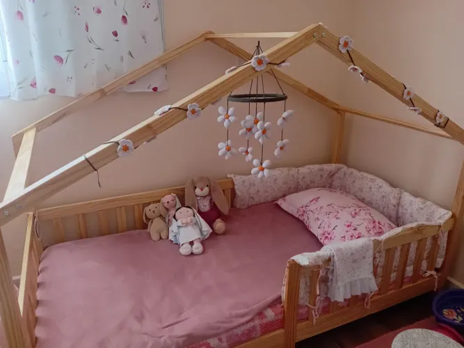 Cama Montessoriana Casinha com Grade - Madeira Maciça | Novíssima