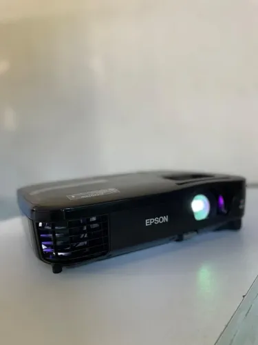 Projetor Epson 2600 Lumens - Garantia 6 Meses - Loja Física 