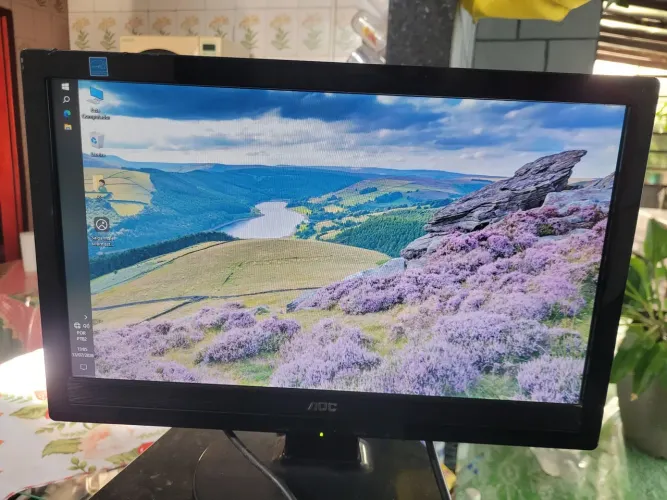 Monitor Aoc 15 polegadas 
