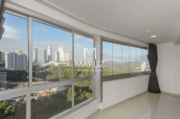 Apartamento de 70 m2, com 1 suíte e escritório à venda no Vila da Serra- Nova Lima/MG