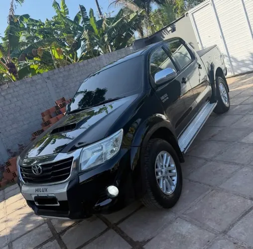 Toyota Hilux CD SRV D4-d 4X4 3.0 TDI Dies 2012