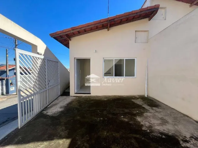 Casa com 2 dormitórios à venda, 61 m² por R$ 325.000,00 - Vista Linda - Ibiúna/SP