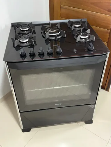 Fogão 5 Bocas Dako Magister Preto com mesa de vidro e acendimento automático 220v