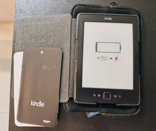 Kindle 4ª geração (6", E Ink)