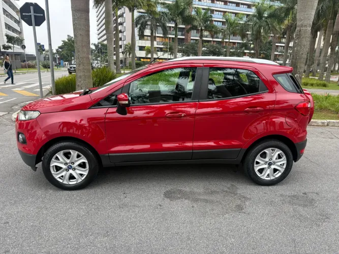 Ford Ecosport Titanium 1.6 16V Flex 5P 2013
