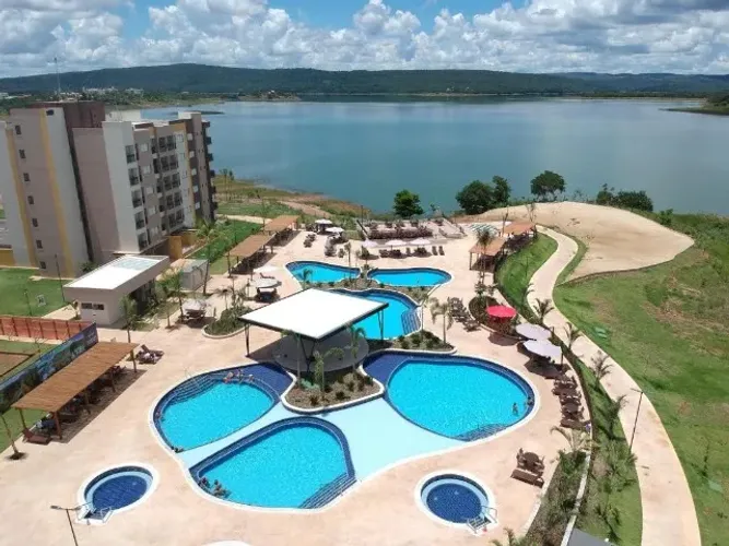 Copa compartilhada, Praias do Lago, Caldas Novas, GO. Apartamento para cinco pessoas.
