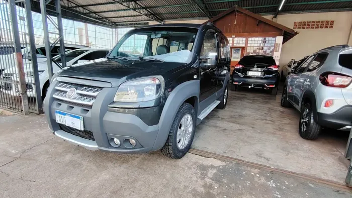 Fiat Doblo Adv/adv Tryon/locker 1.8 Flex 2013