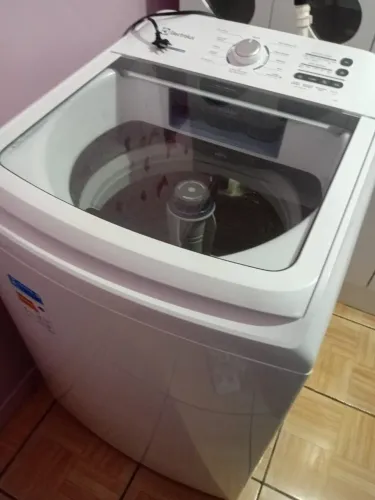 MÁQUINA DE LAVAR SEMI NOVA