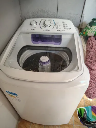 Máquina de lavar Electrolux 12kg